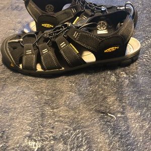 Men’s Keen shoes